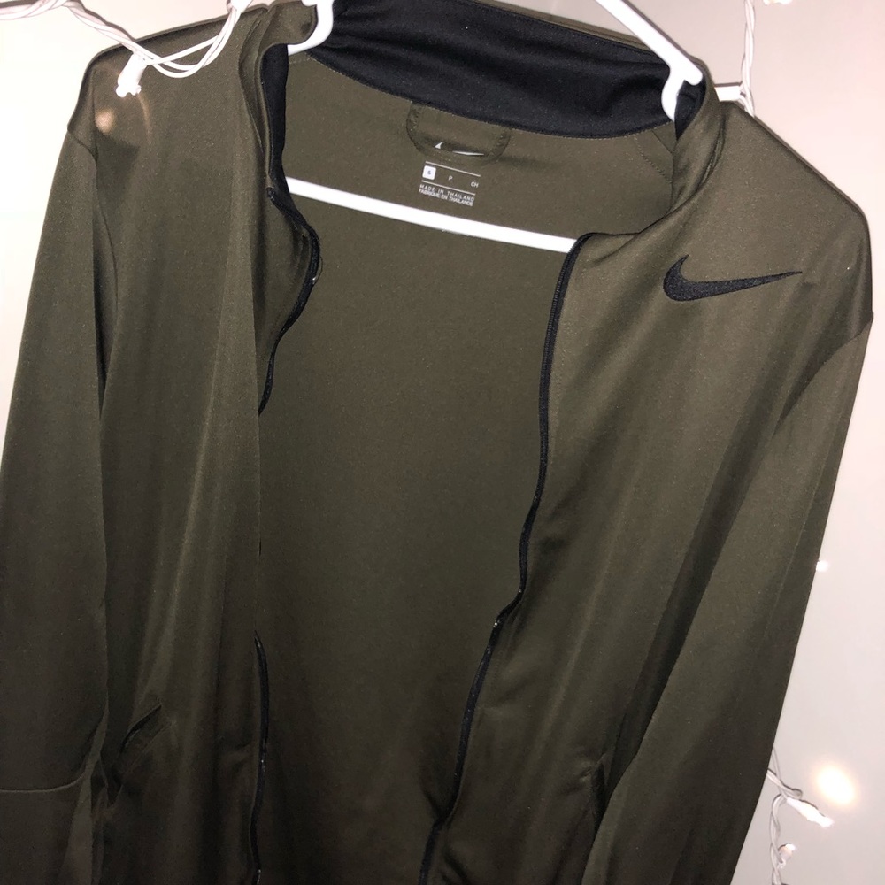 nike jacket